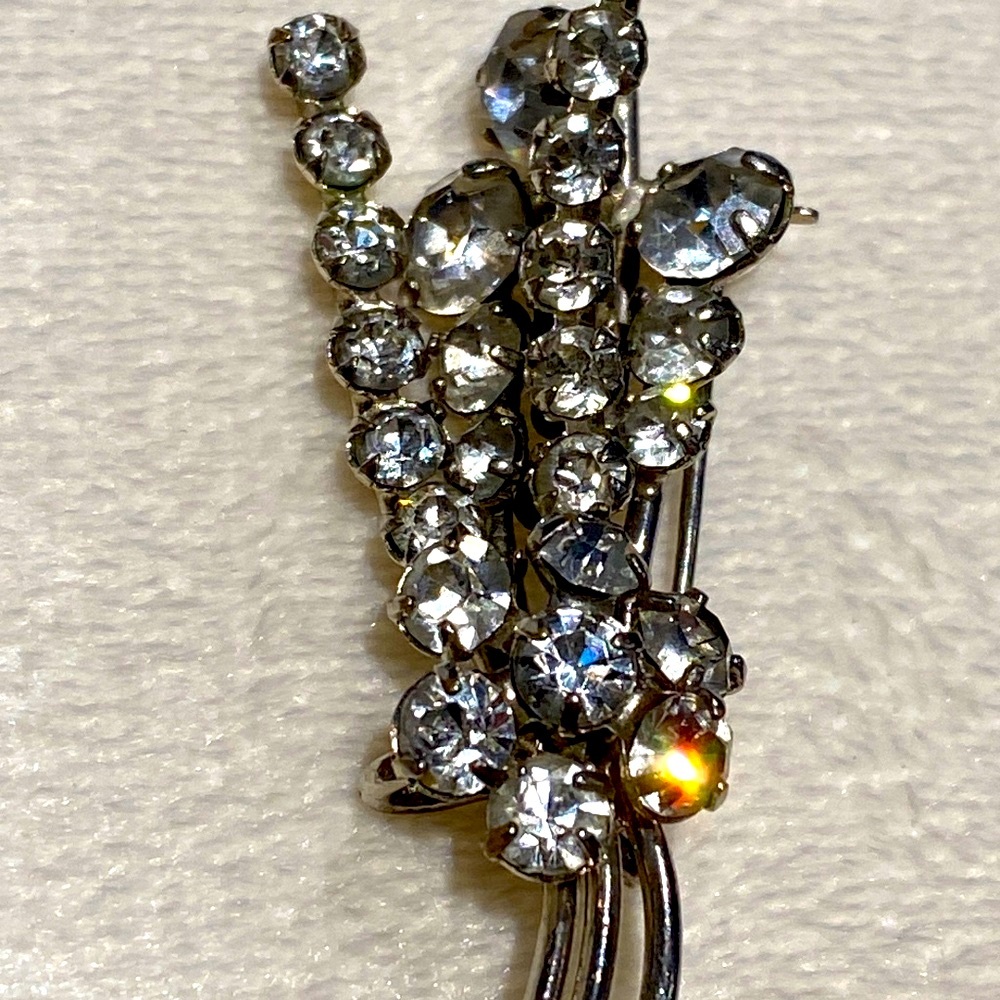 Vintage Austria Rhinestone Spray Brooch 2” Silver Tone Mid-Century Crystal Pin - Picture 10 of 16
